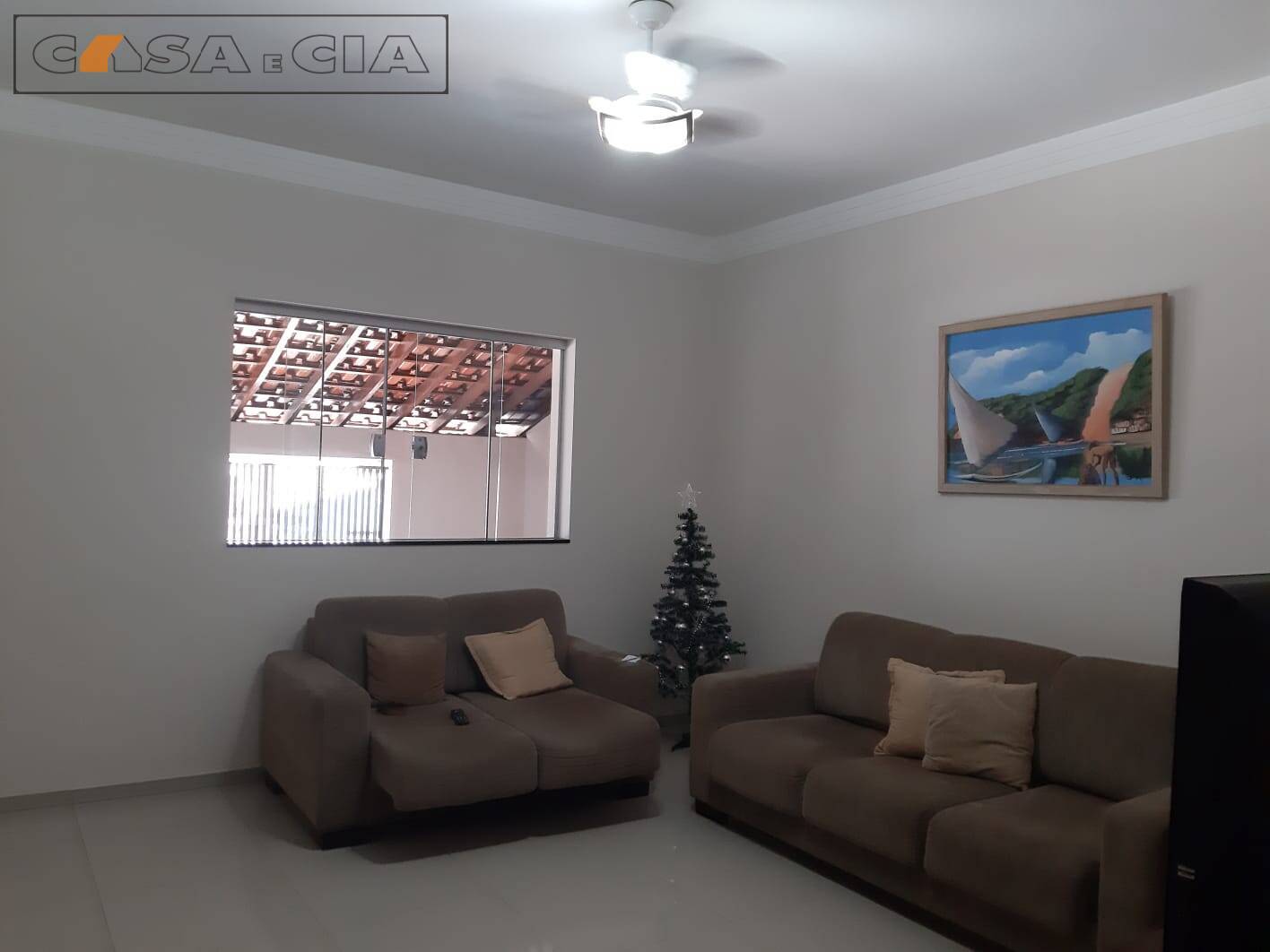 Casa à venda com 2 quartos, 300m² - Foto 4