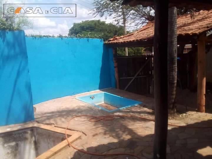 Casa à venda com 2 quartos, 200m² - Foto 10