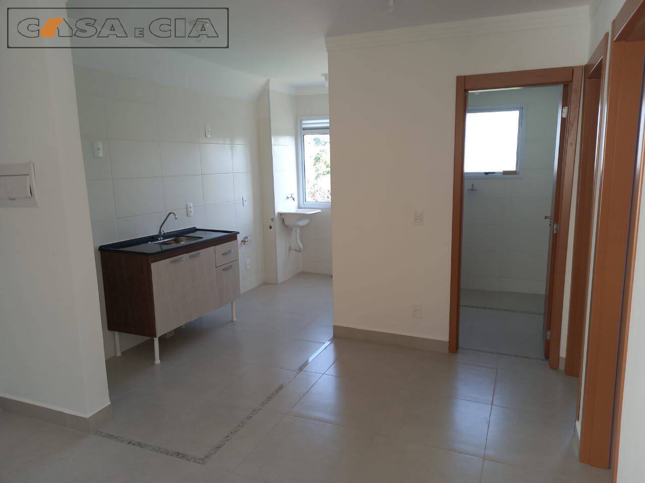 Apartamento à venda com 2 quartos, 83m² - Foto 3