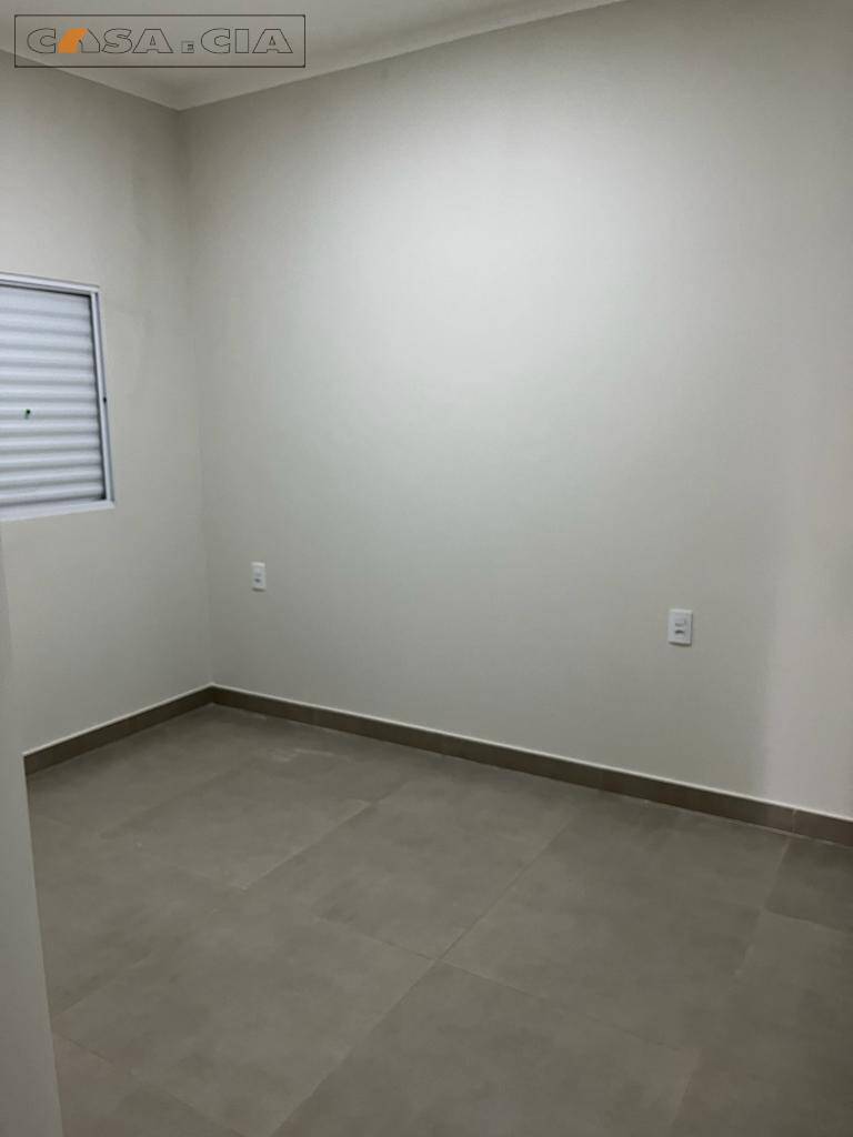 Casa à venda com 2 quartos, 60m² - Foto 7