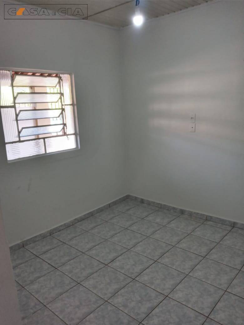 Casa à venda com 3 quartos, 100m² - Foto 8