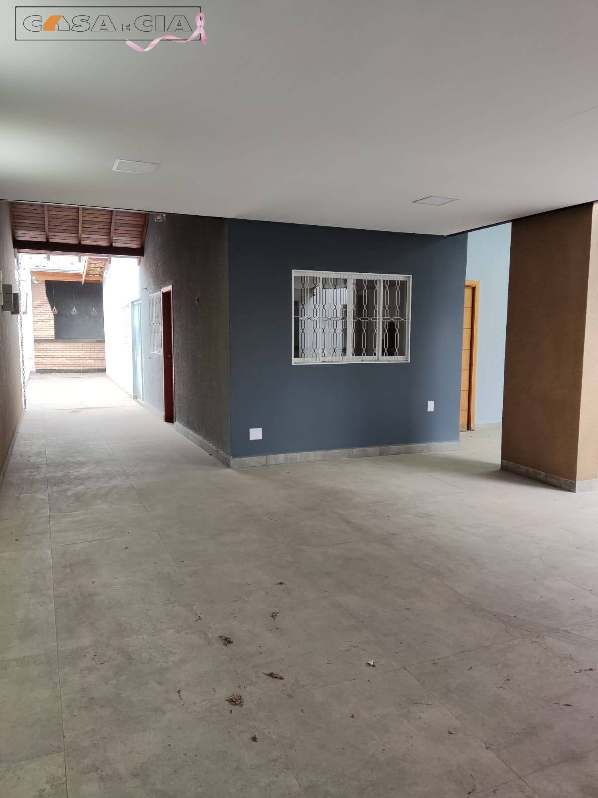 Casa à venda com 3 quartos, 171m² - Foto 2