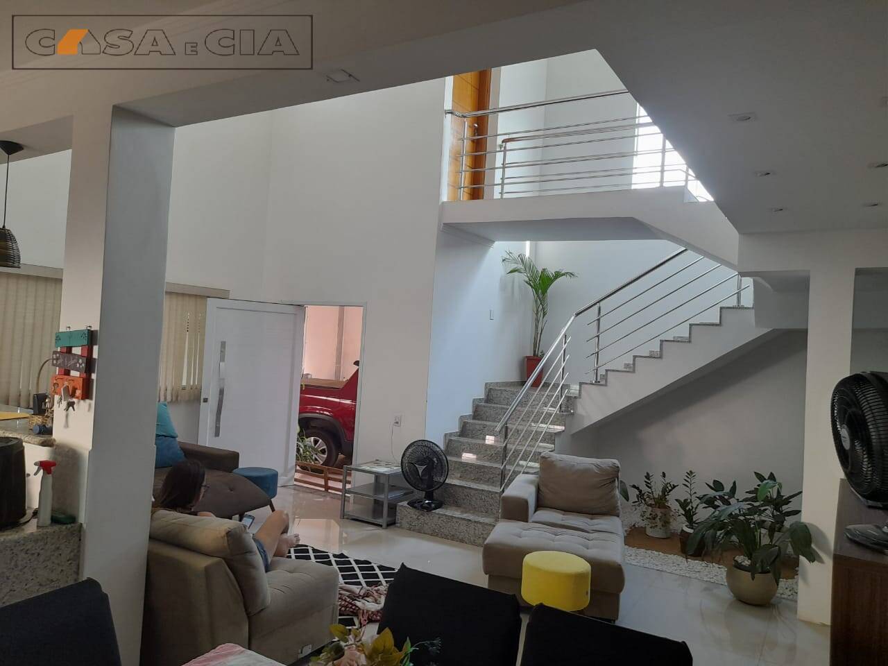 Casa à venda com 2 quartos, 224m² - Foto 2