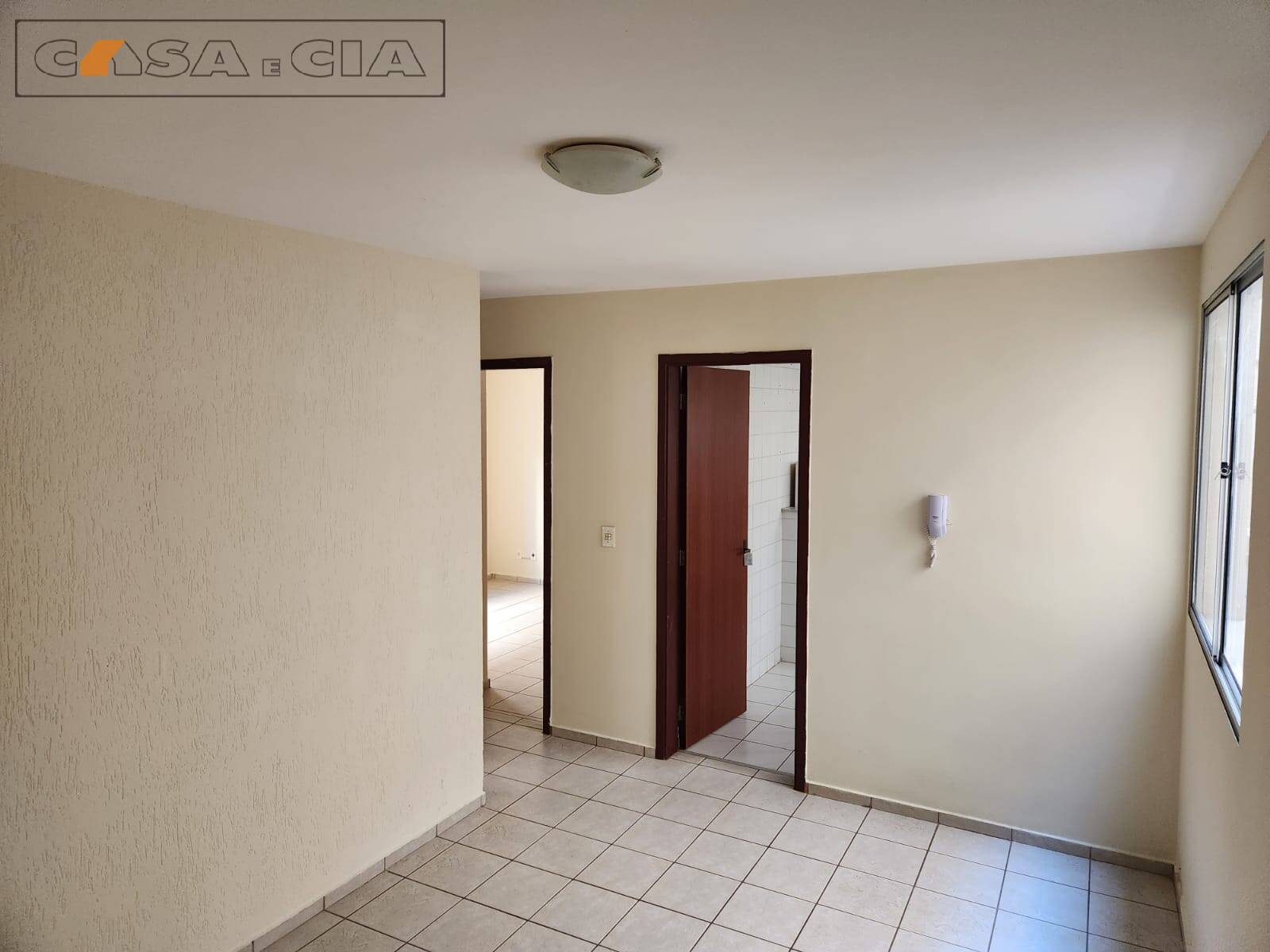 Apartamento à venda com 2 quartos, 48m² - Foto 2