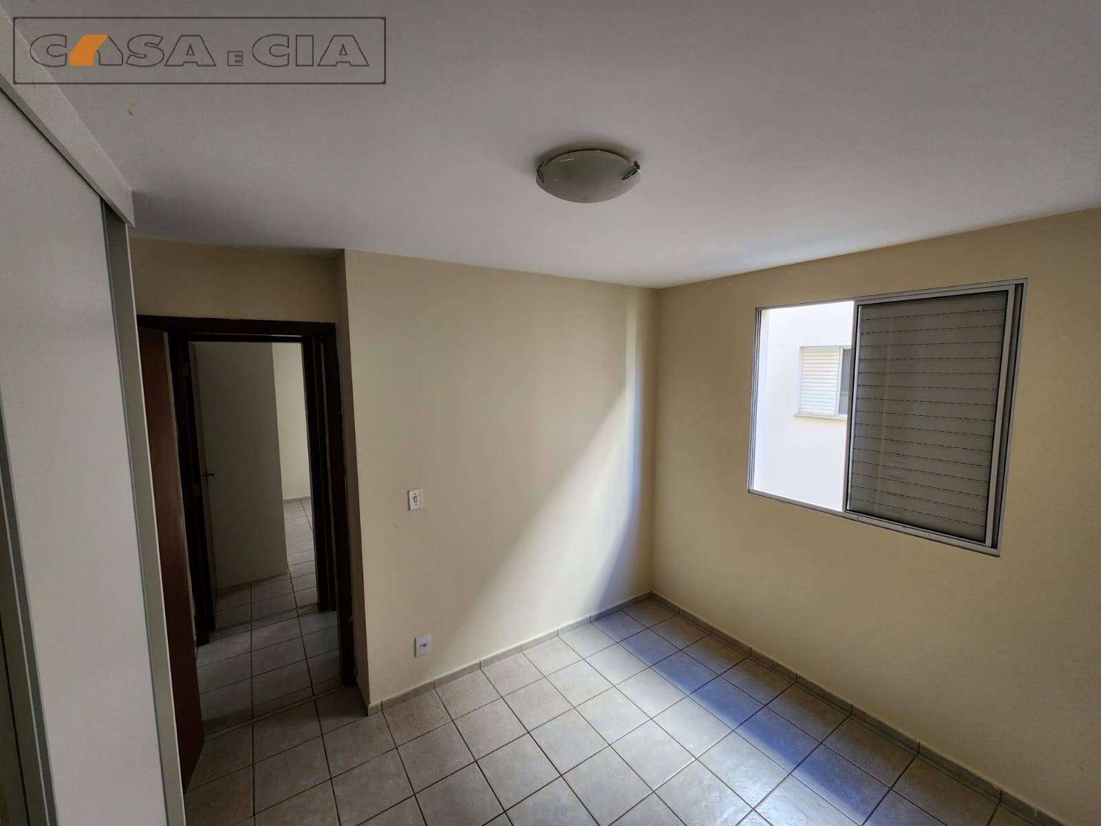 Apartamento à venda com 2 quartos, 48m² - Foto 7