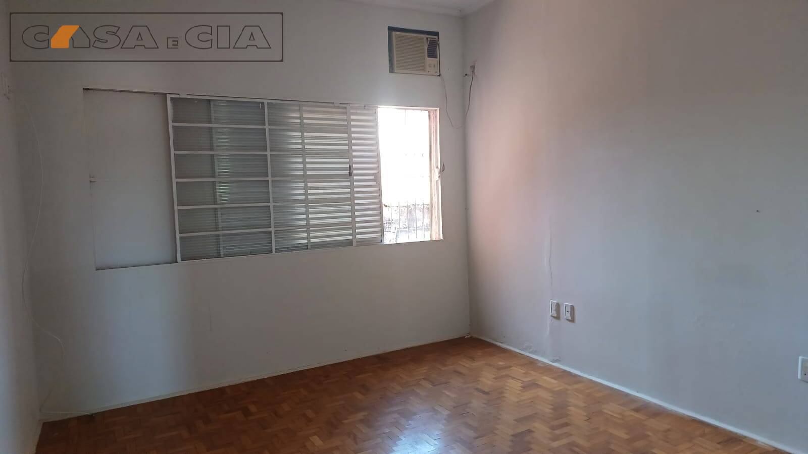 Casa à venda com 3 quartos, 166m² - Foto 6