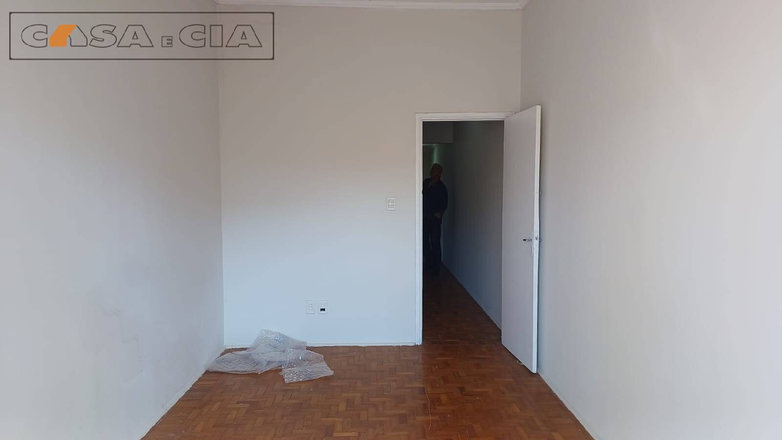 Casa à venda com 3 quartos, 166m² - Foto 7