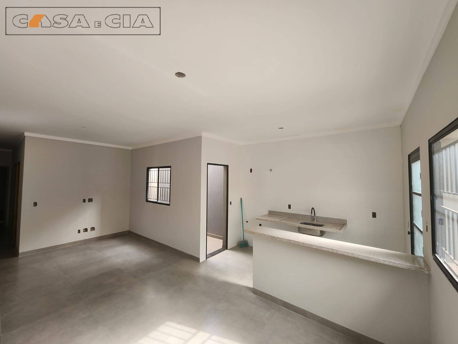 Casa à venda com 2 quartos, 64m² - Foto 6