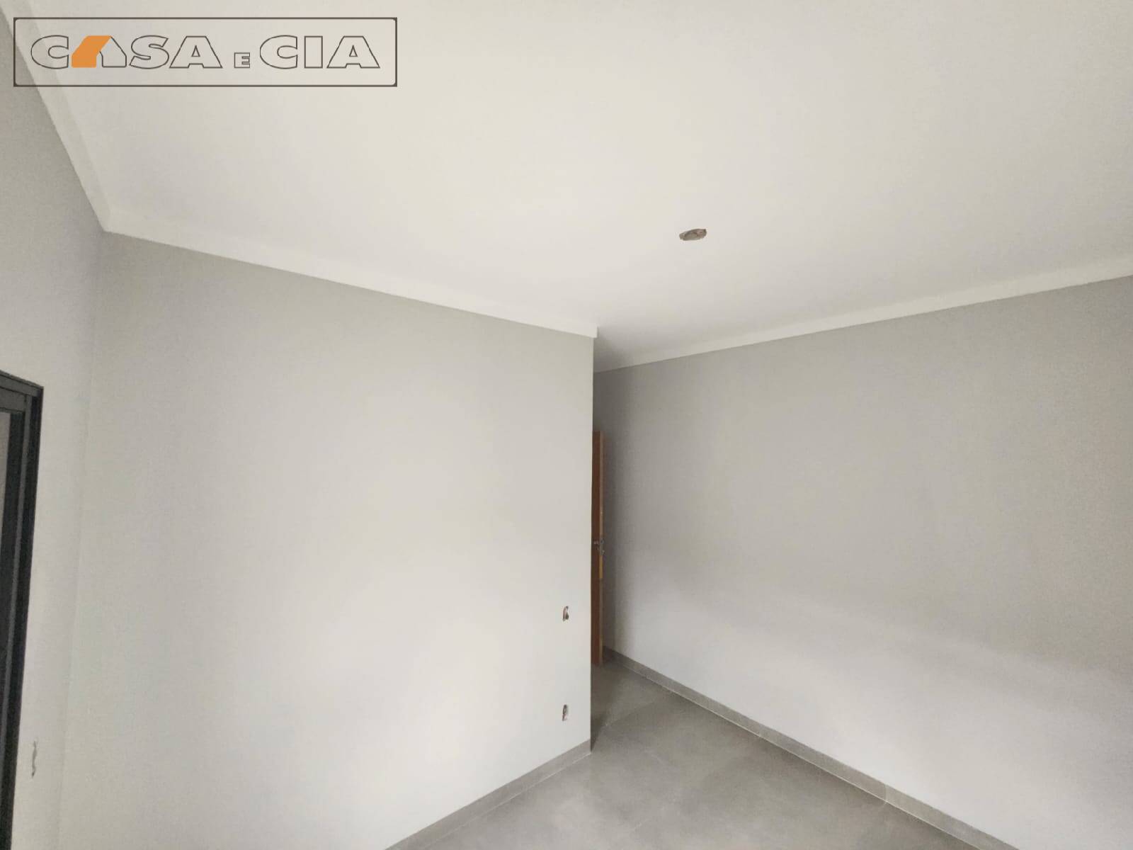 Casa à venda com 2 quartos, 64m² - Foto 8