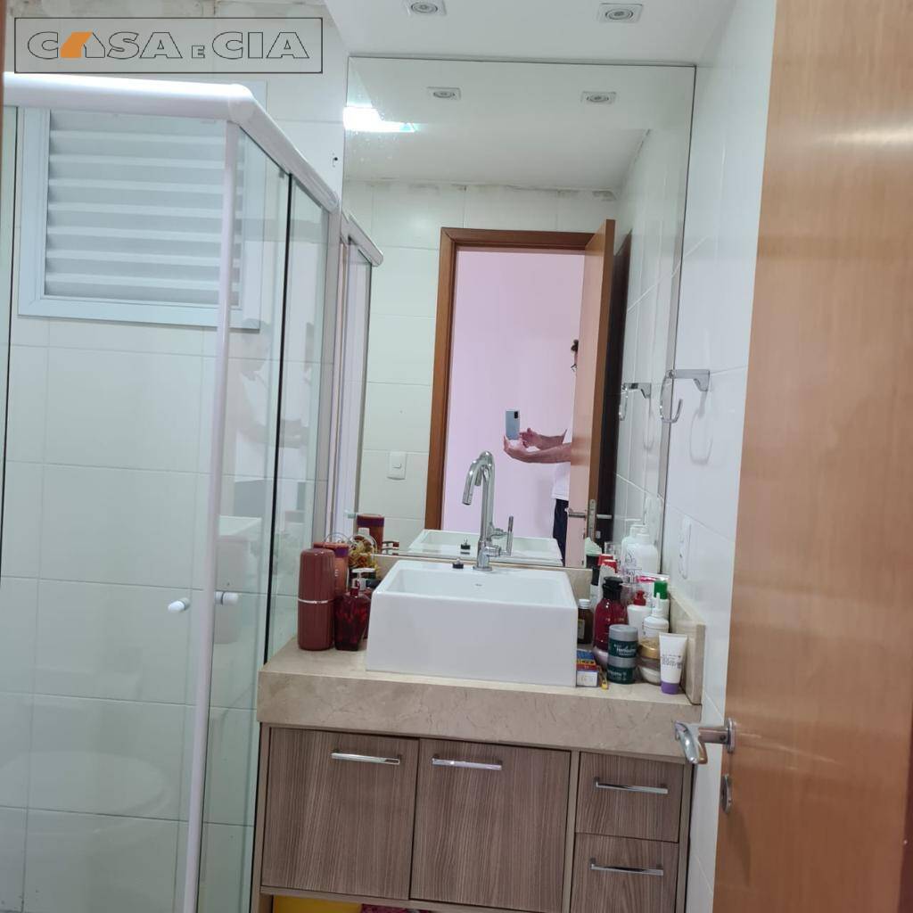 Apartamento à venda com 2 quartos, 66m² - Foto 8