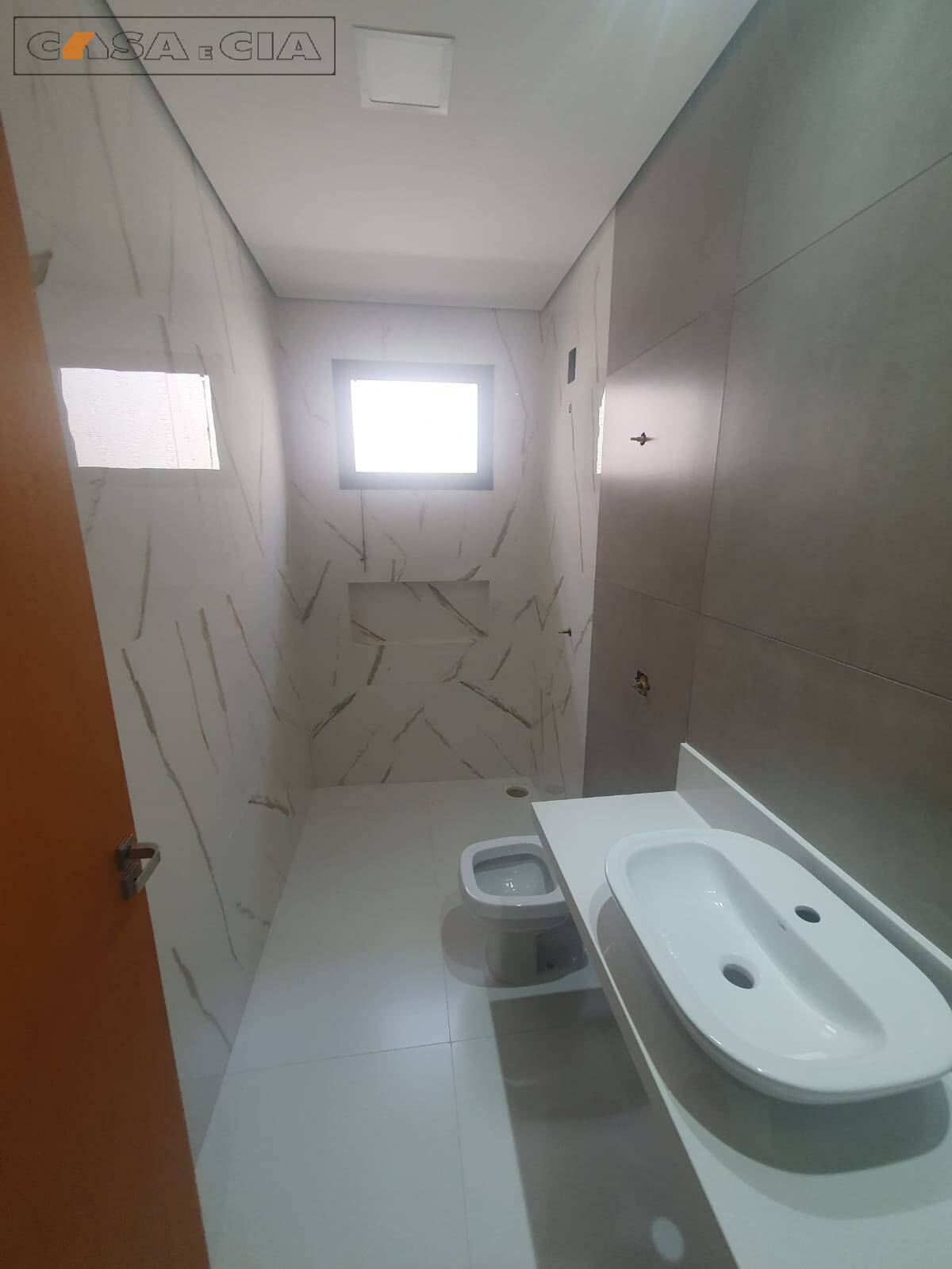 Casa à venda com 3 quartos, 121m² - Foto 8