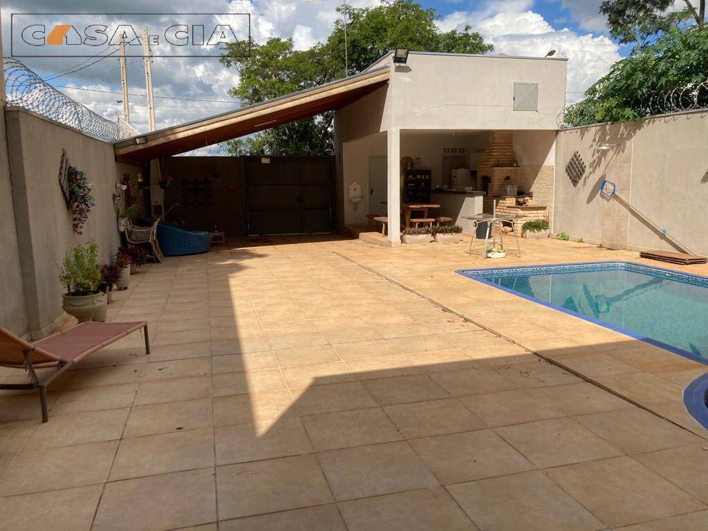 Casa à venda com 2 quartos, 95m² - Foto 10