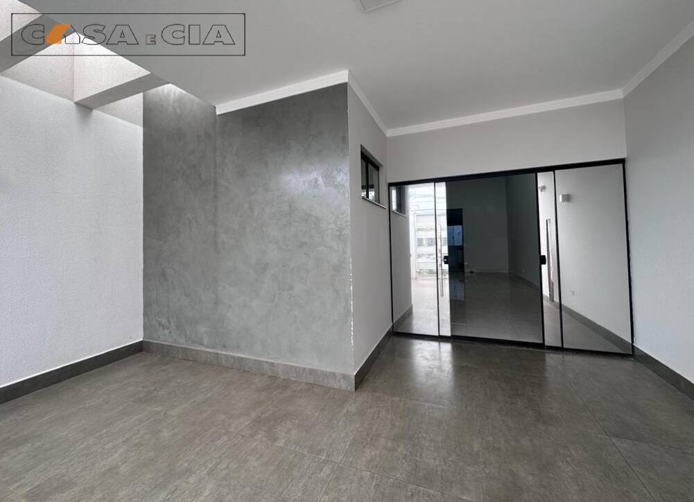 Casa à venda com 3 quartos, 104m² - Foto 1