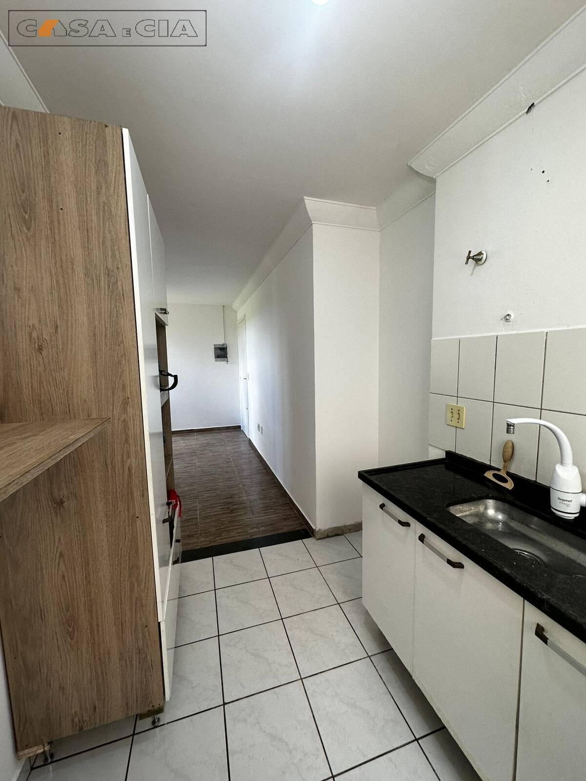 Apartamento à venda com 2 quartos, 46m² - Foto 3