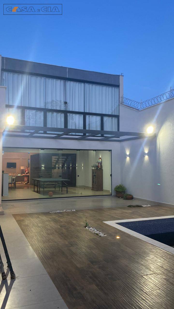 Casa à venda com 5 quartos, 400m² - Foto 9