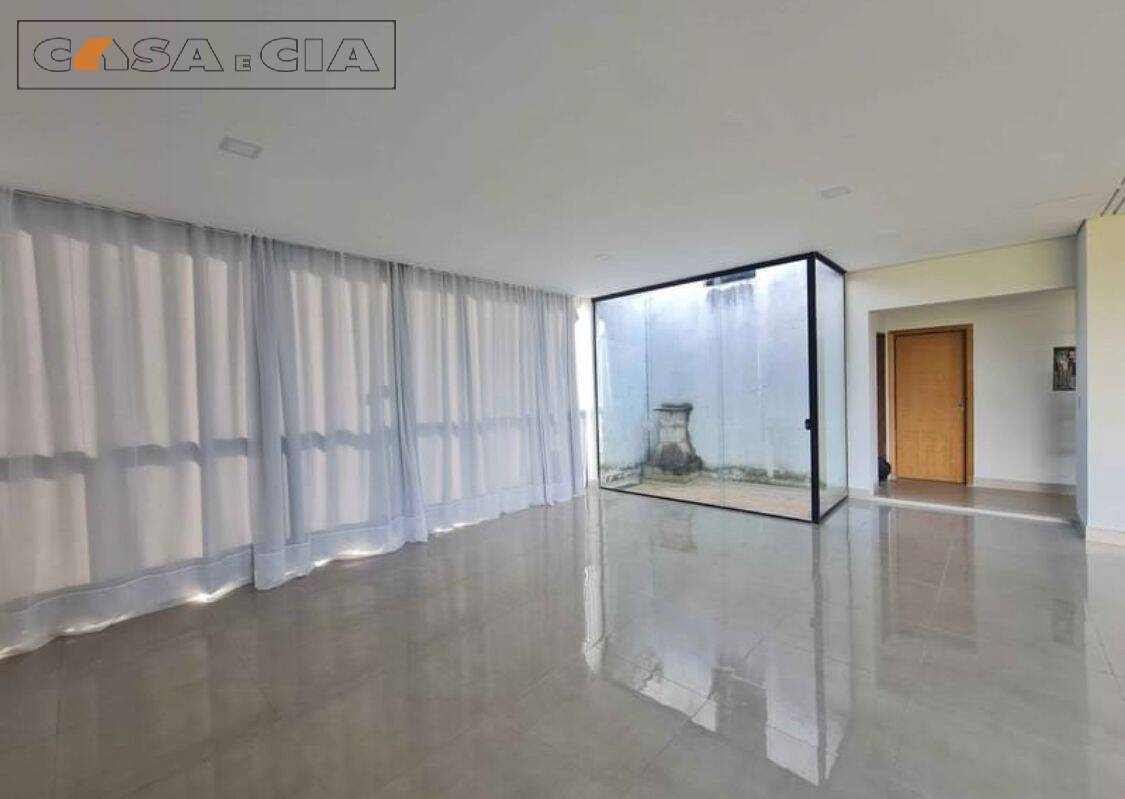 Casa à venda com 5 quartos, 400m² - Foto 3