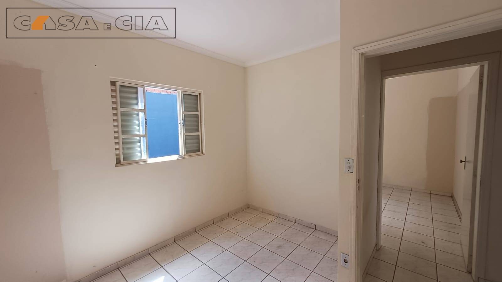 Casa à venda com 2 quartos, 80m² - Foto 11