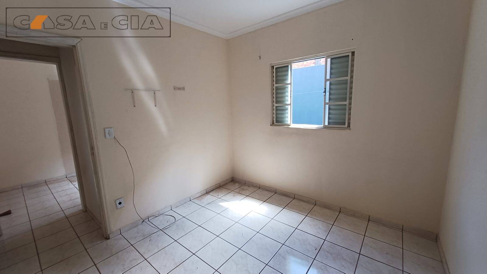 Casa à venda com 2 quartos, 80m² - Foto 10