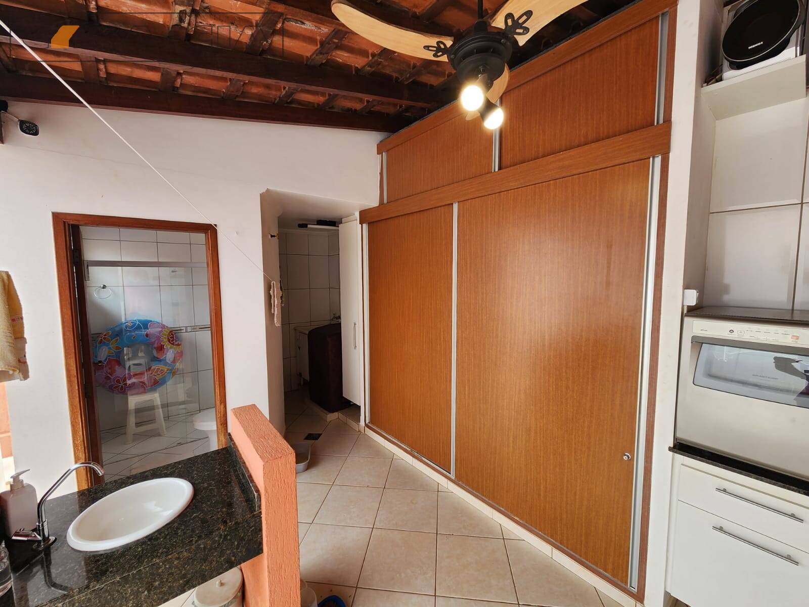 Casa à venda com 3 quartos, 196m² - Foto 20