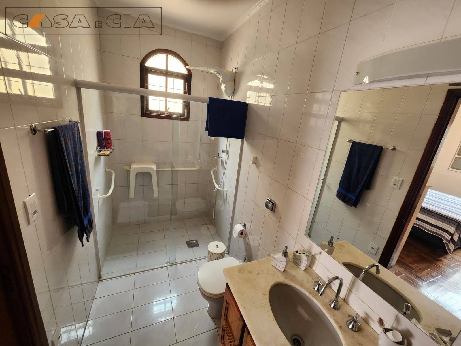 Casa à venda com 3 quartos, 196m² - Foto 17