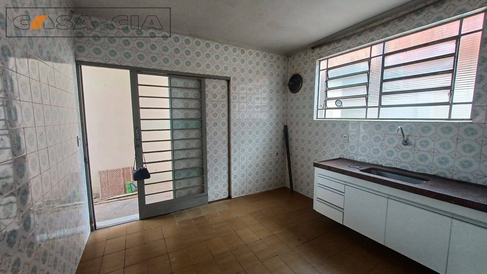 Casa à venda e aluguel com 3 quartos, 160m² - Foto 7