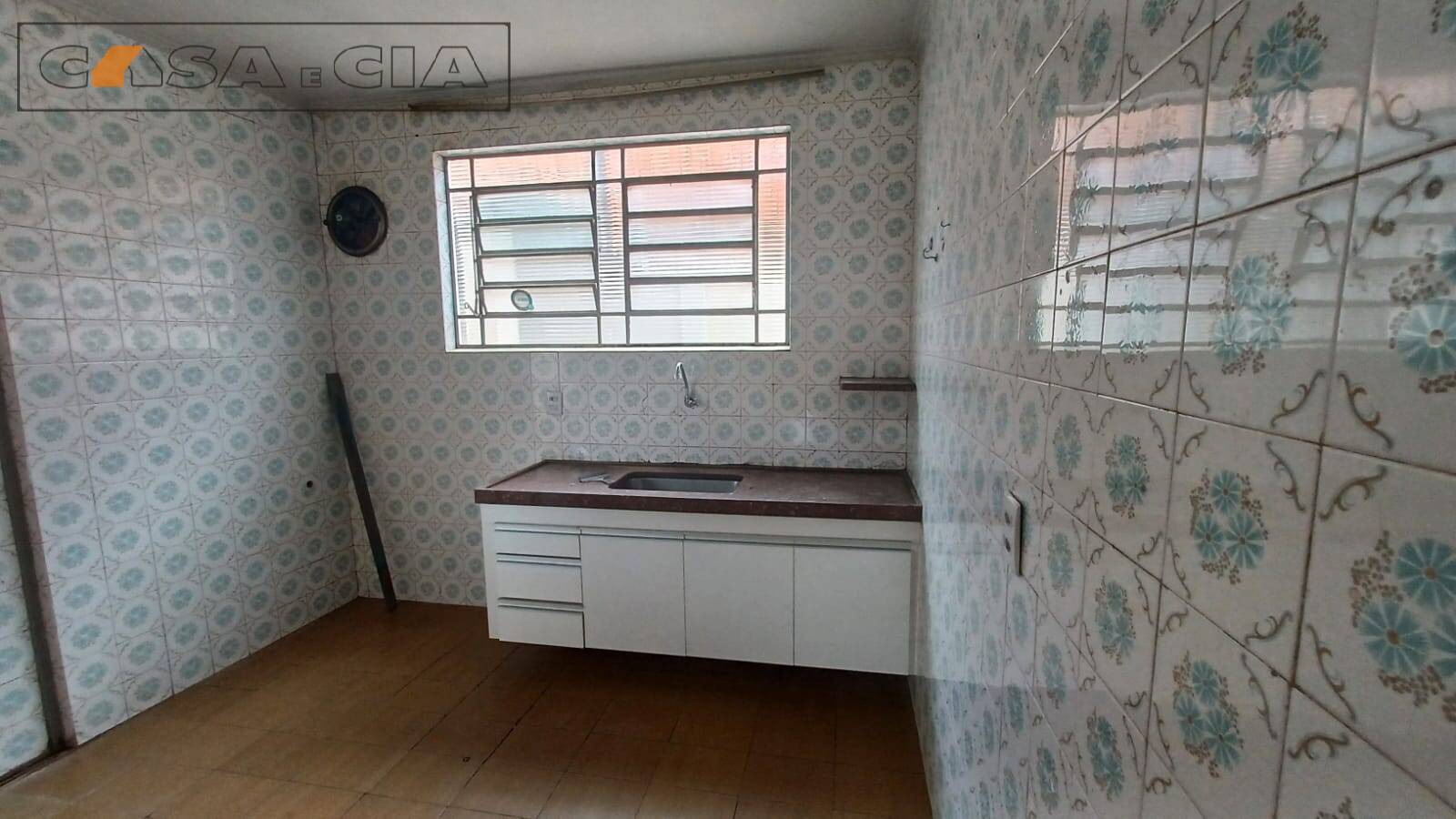 Casa à venda e aluguel com 3 quartos, 160m² - Foto 8