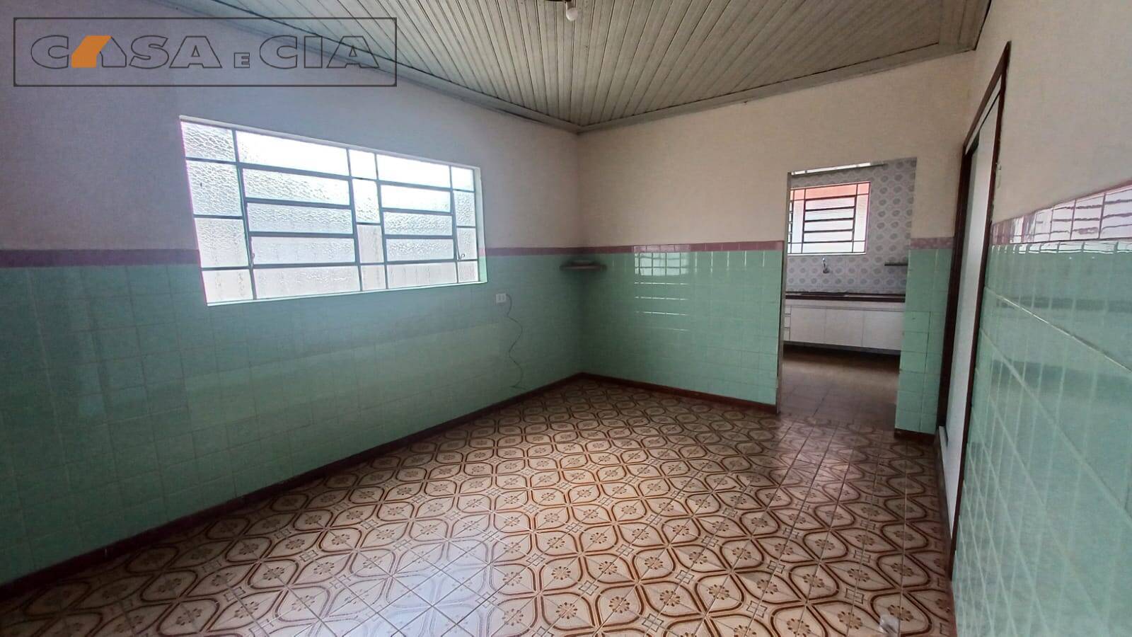 Casa à venda e aluguel com 3 quartos, 160m² - Foto 11