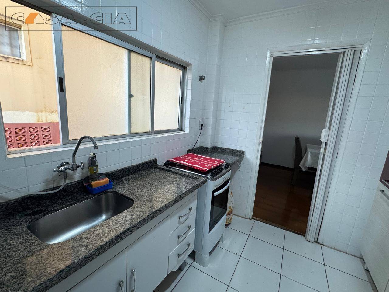 Apartamento à venda com 2 quartos, 72m² - Foto 7