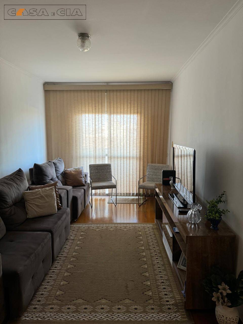 Apartamento à venda com 2 quartos, 72m² - Foto 2