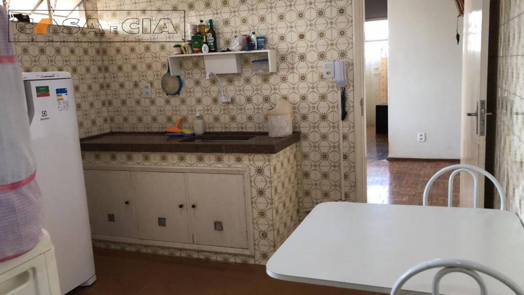 Apartamento à venda com 2 quartos, 98m² - Foto 3