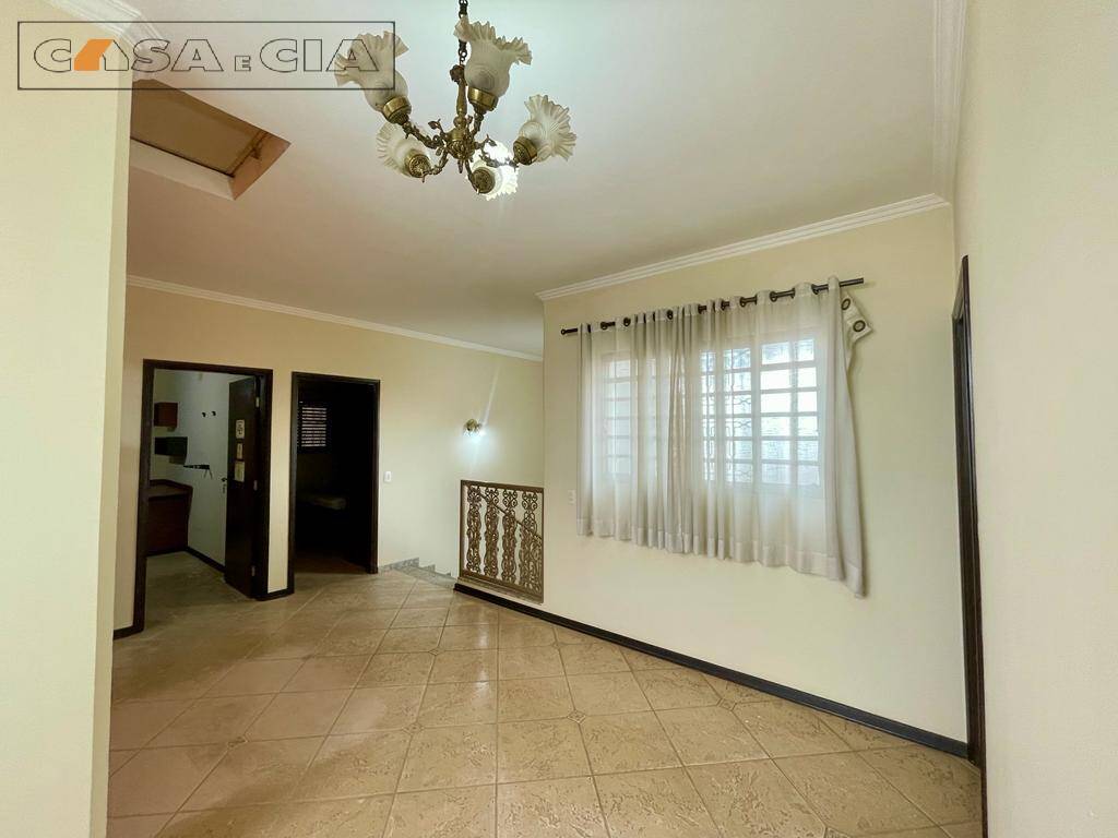 Casa à venda com 3 quartos, 360m² - Foto 5