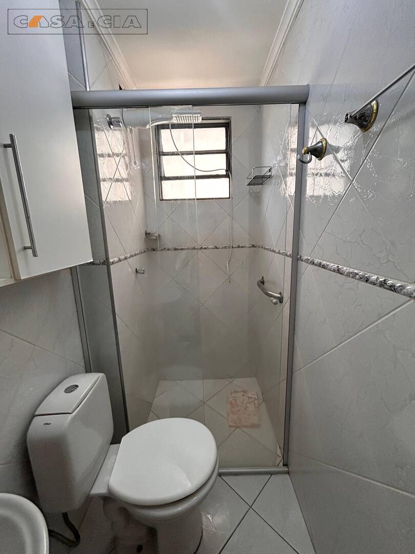 Apartamento à venda e aluguel com 3 quartos, 75m² - Foto 4