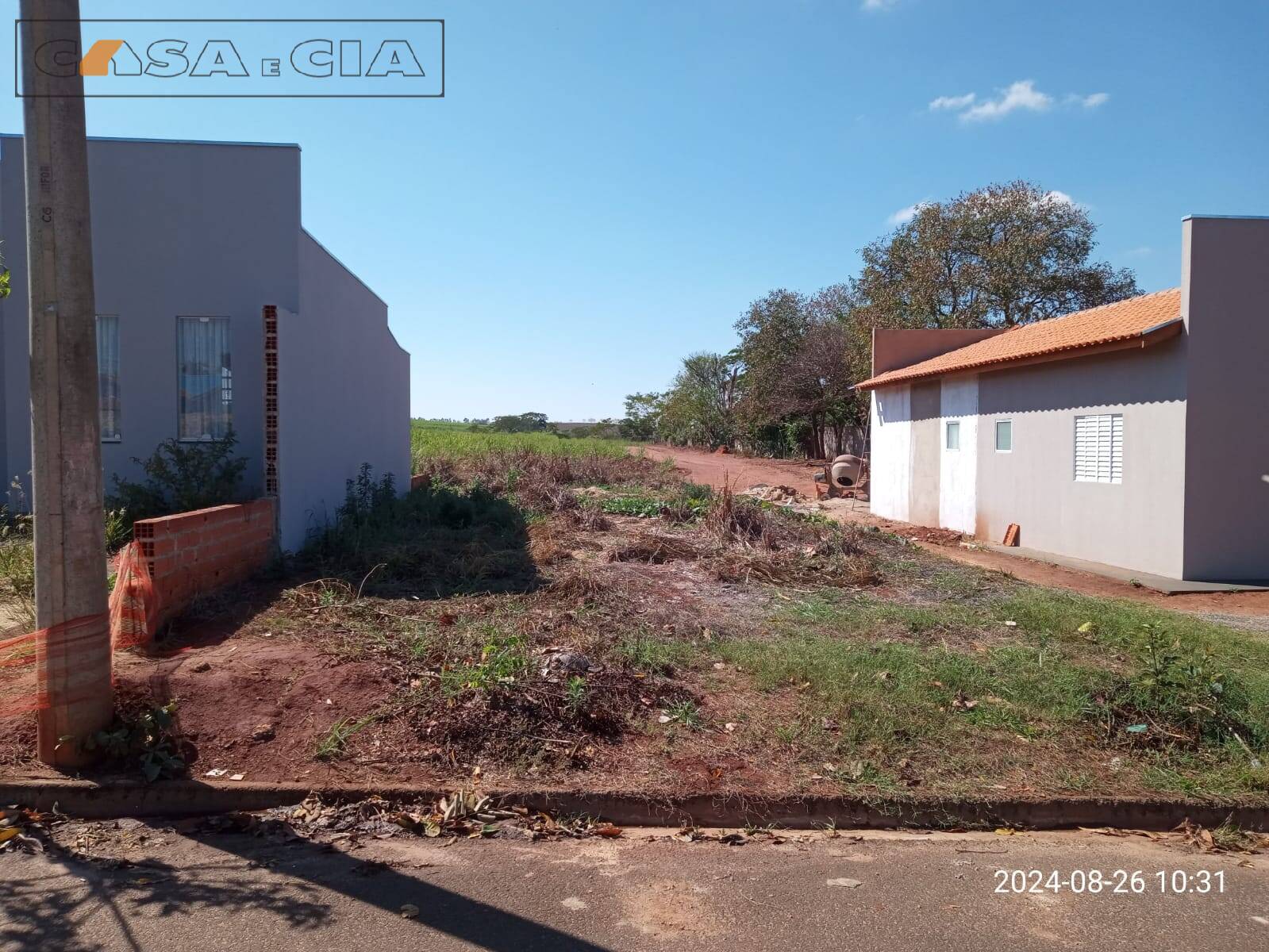 Terreno à venda, 206m² - Foto 1