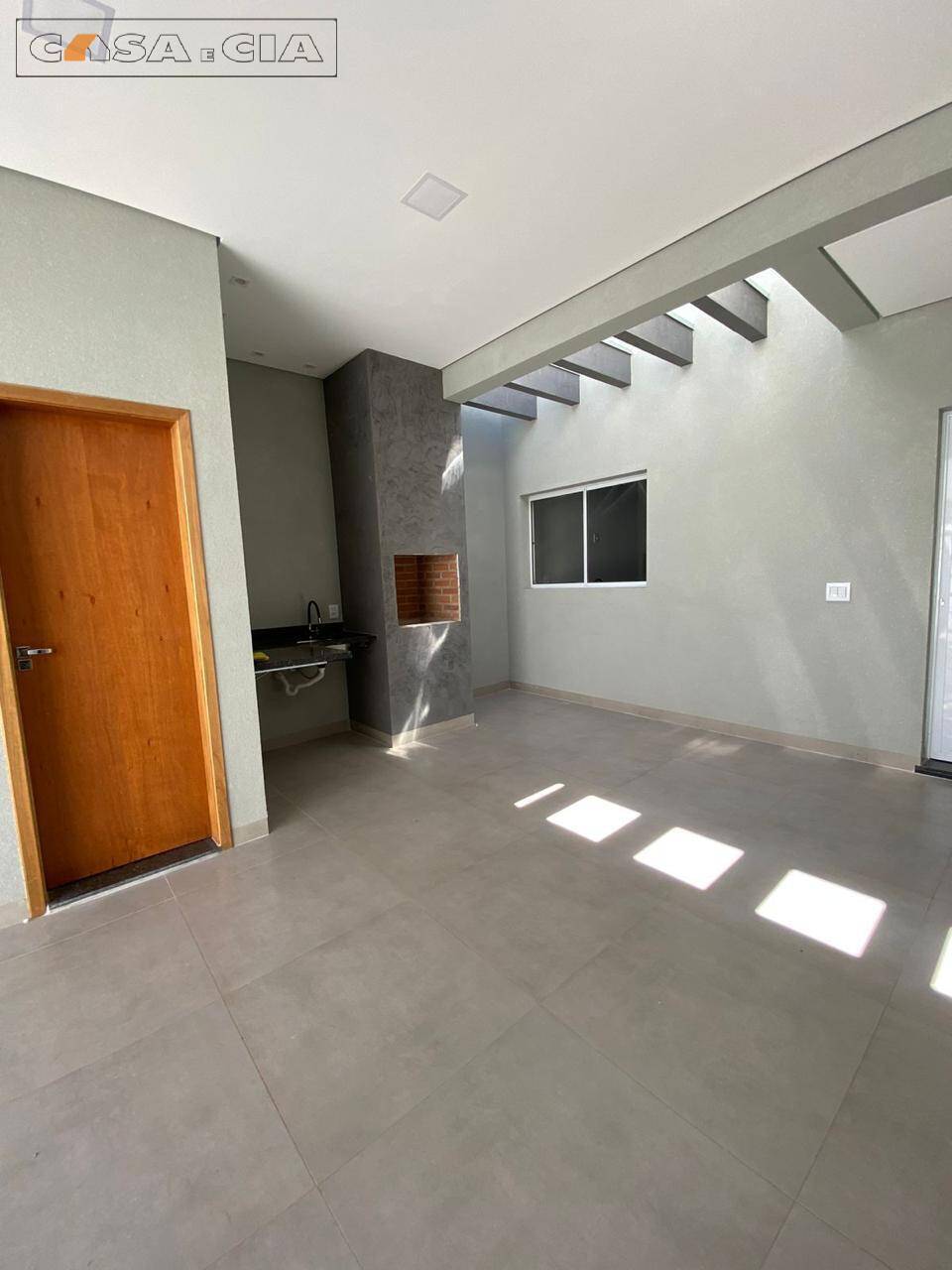 Casa à venda com 2 quartos, 100m² - Foto 4