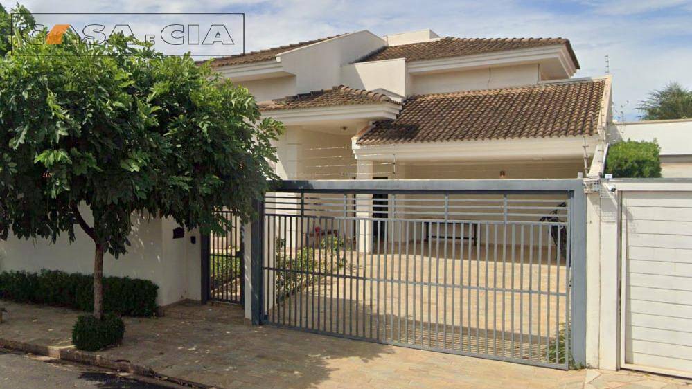 Casa à venda com 4 quartos, 322m² - Foto 1