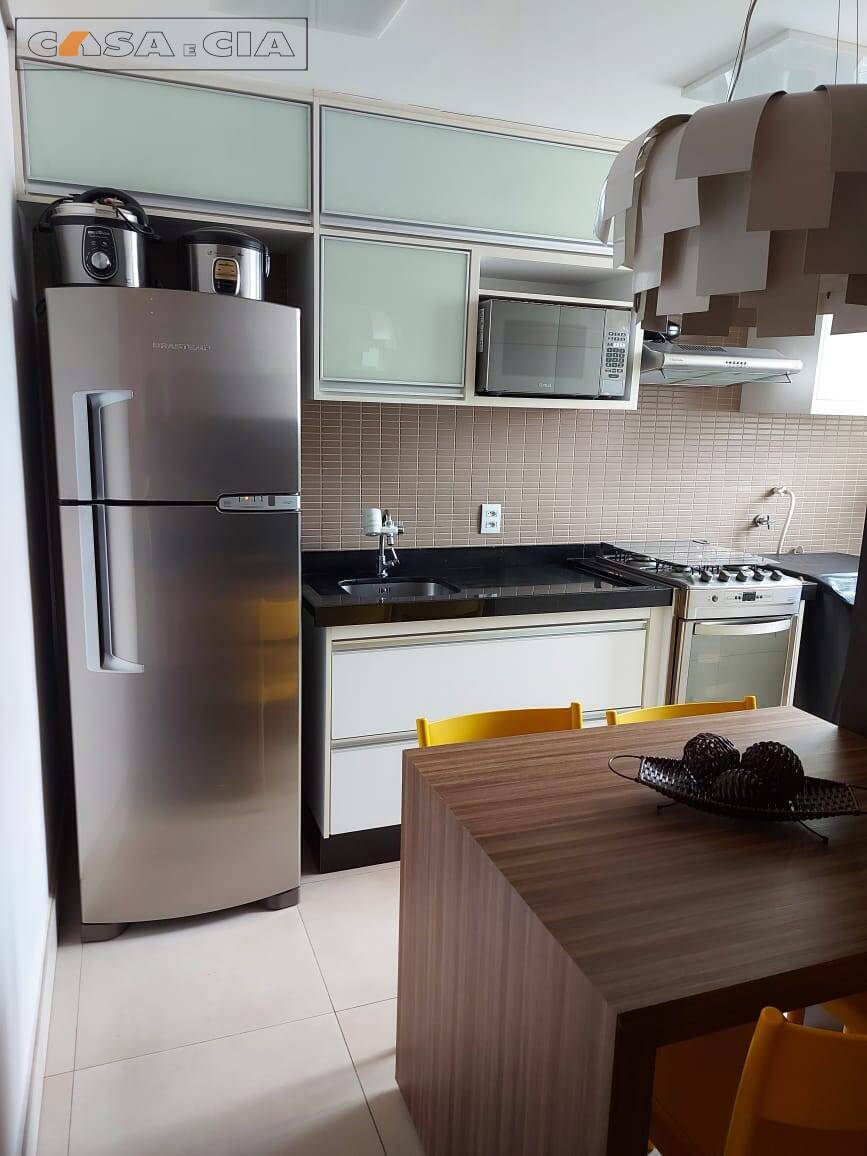 Apartamento à venda com 2 quartos, 45m² - Foto 6