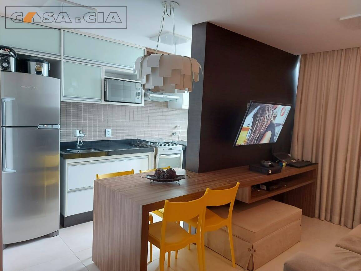 Apartamento à venda com 2 quartos, 45m² - Foto 2