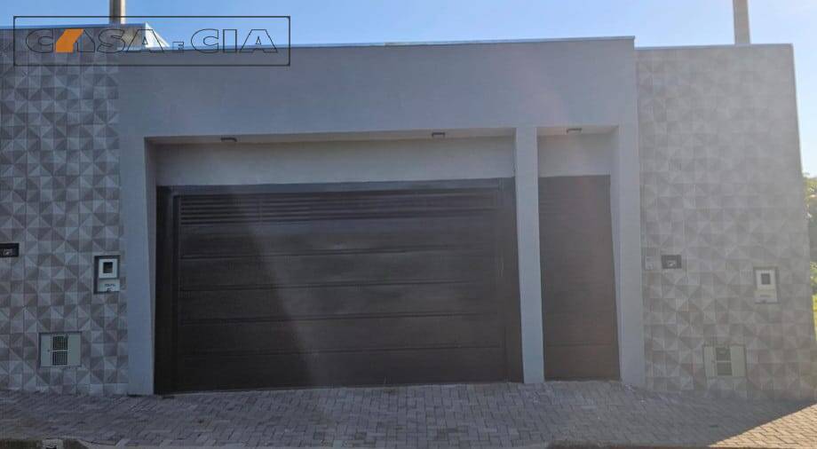 Casa à venda com 2 quartos, 126m² - Foto 2