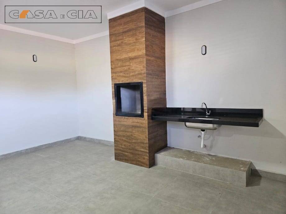 Casa à venda com 2 quartos, 126m² - Foto 11