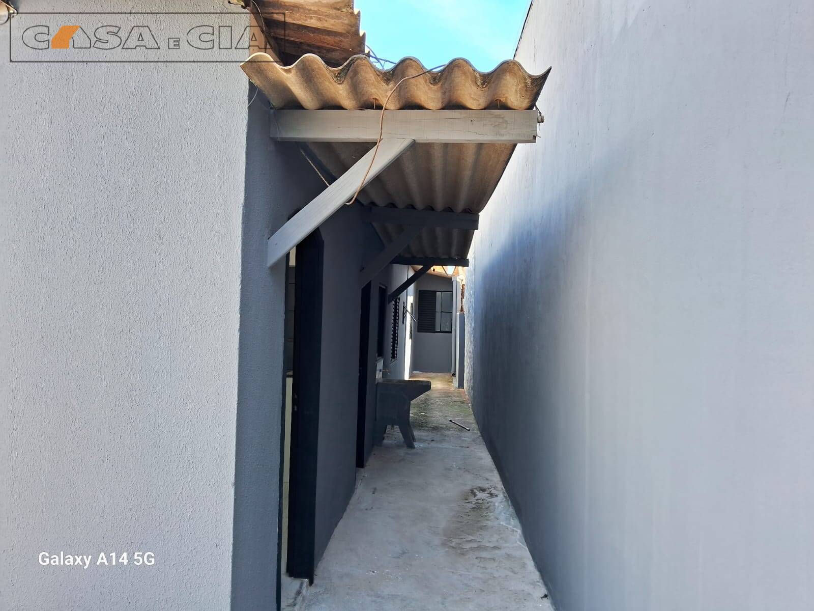 Casa à venda com 3 quartos, 70m² - Foto 14