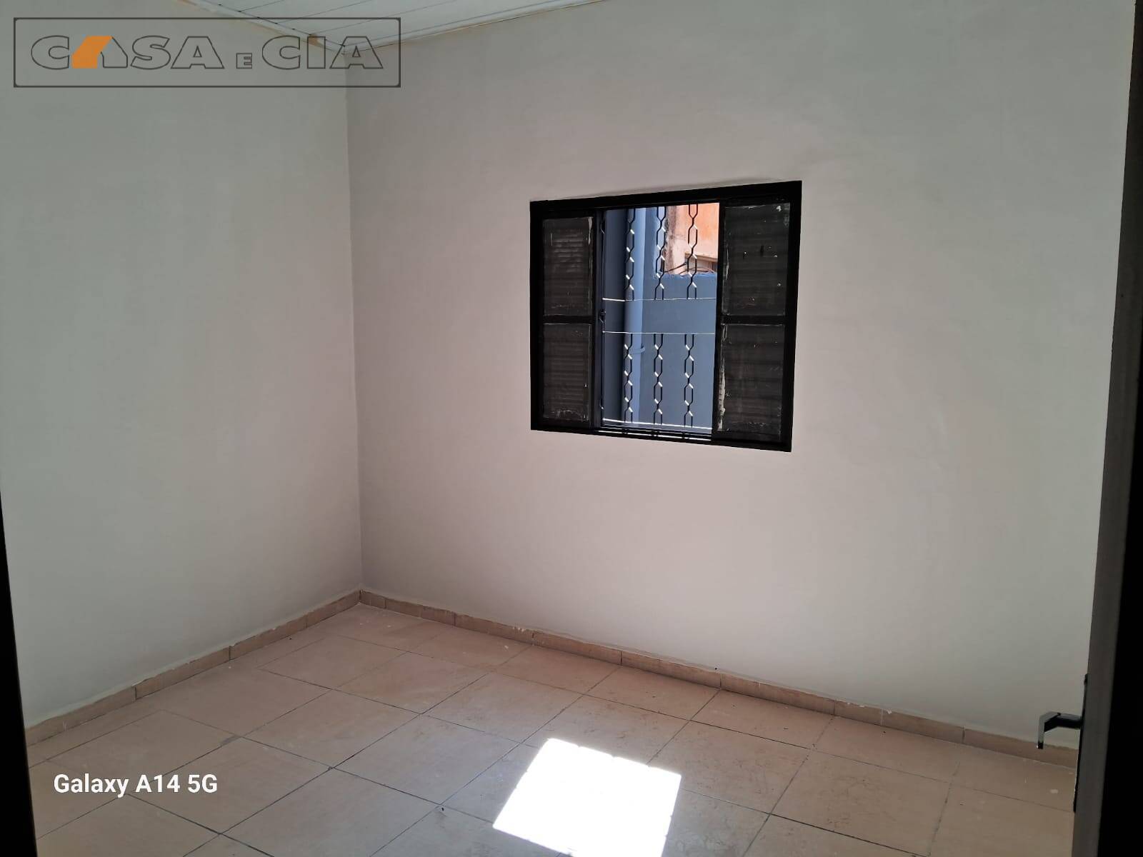 Casa à venda com 3 quartos, 70m² - Foto 9