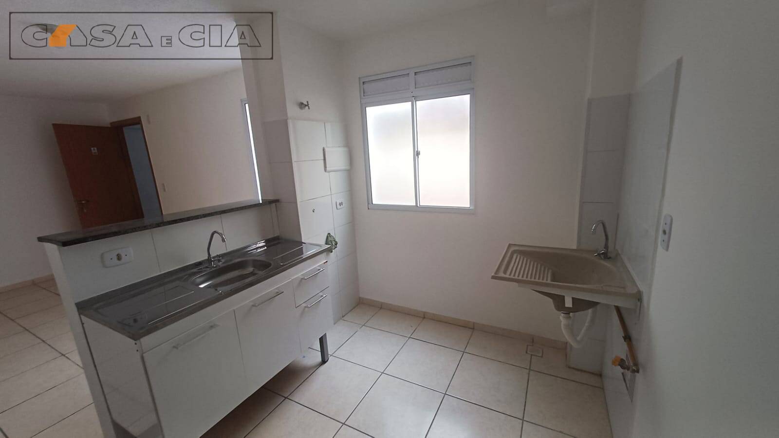 Apartamento para alugar com 2 quartos, 45m² - Foto 10