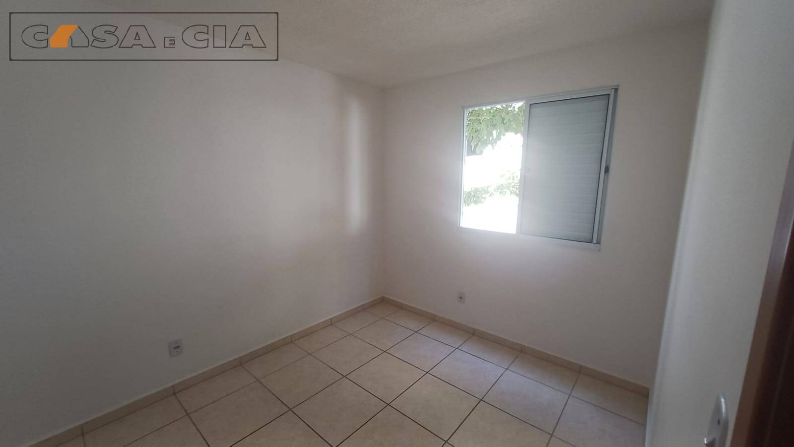 Apartamento para alugar com 2 quartos, 45m² - Foto 6