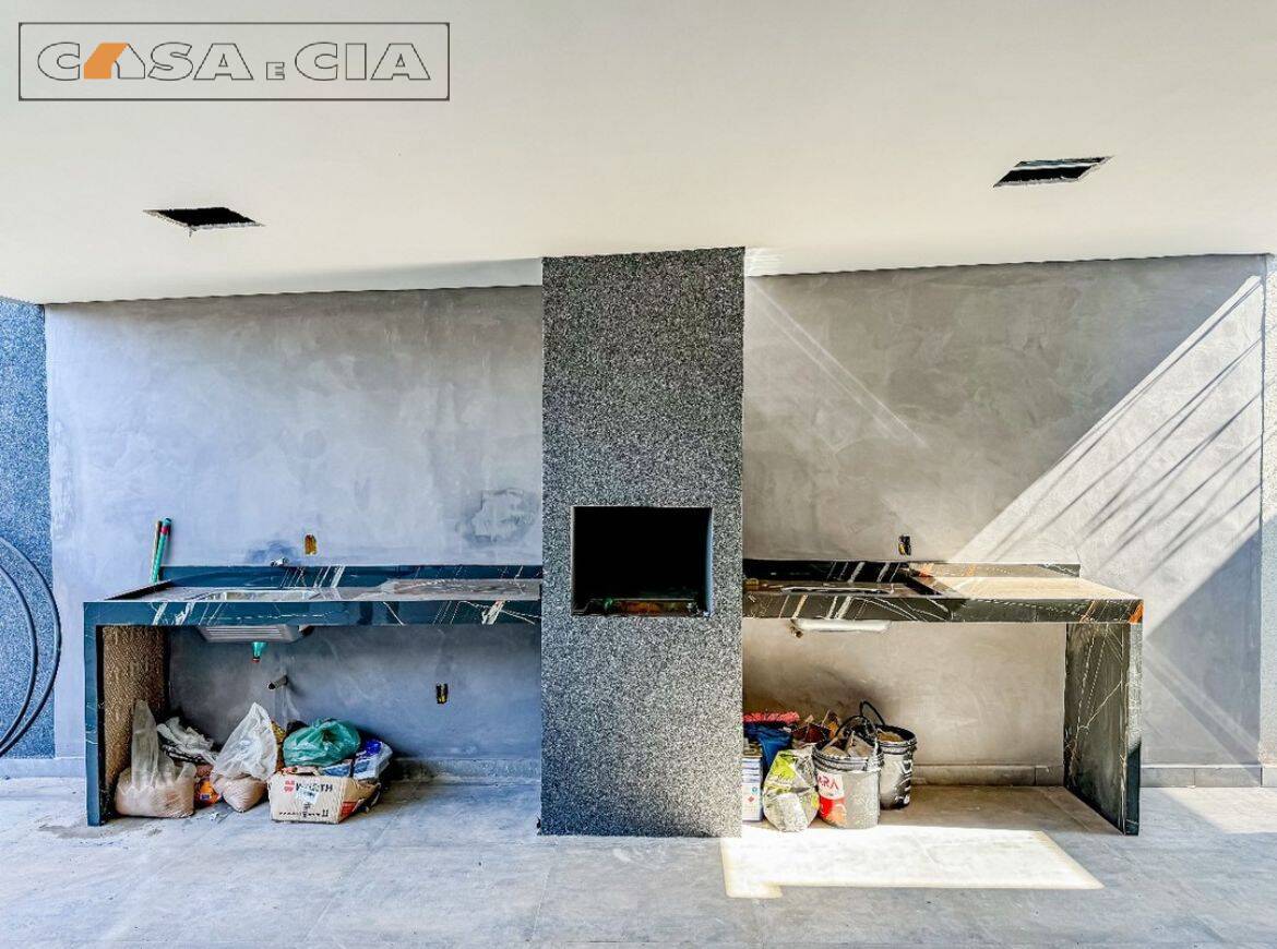 Casa à venda com 3 quartos, 130m² - Foto 4