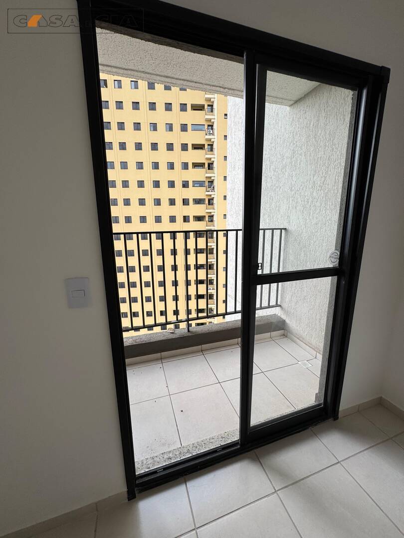 Apartamento à venda com 2 quartos, 60m² - Foto 4