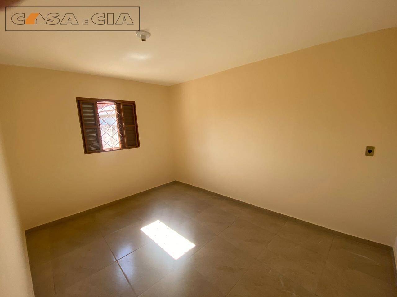 Casa à venda com 1 quarto, 54m² - Foto 5