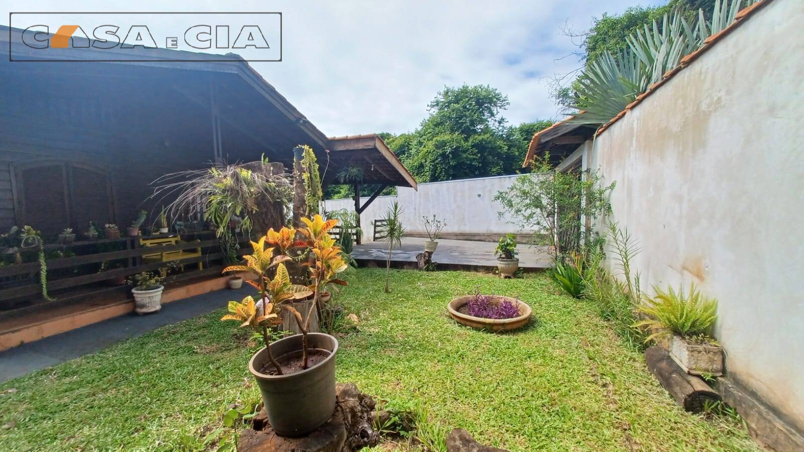 Fazenda à venda e aluguel com 4 quartos, 240m² - Foto 44