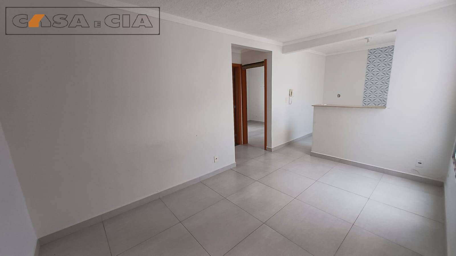 Apartamento à venda com 2 quartos, 55m² - Foto 2