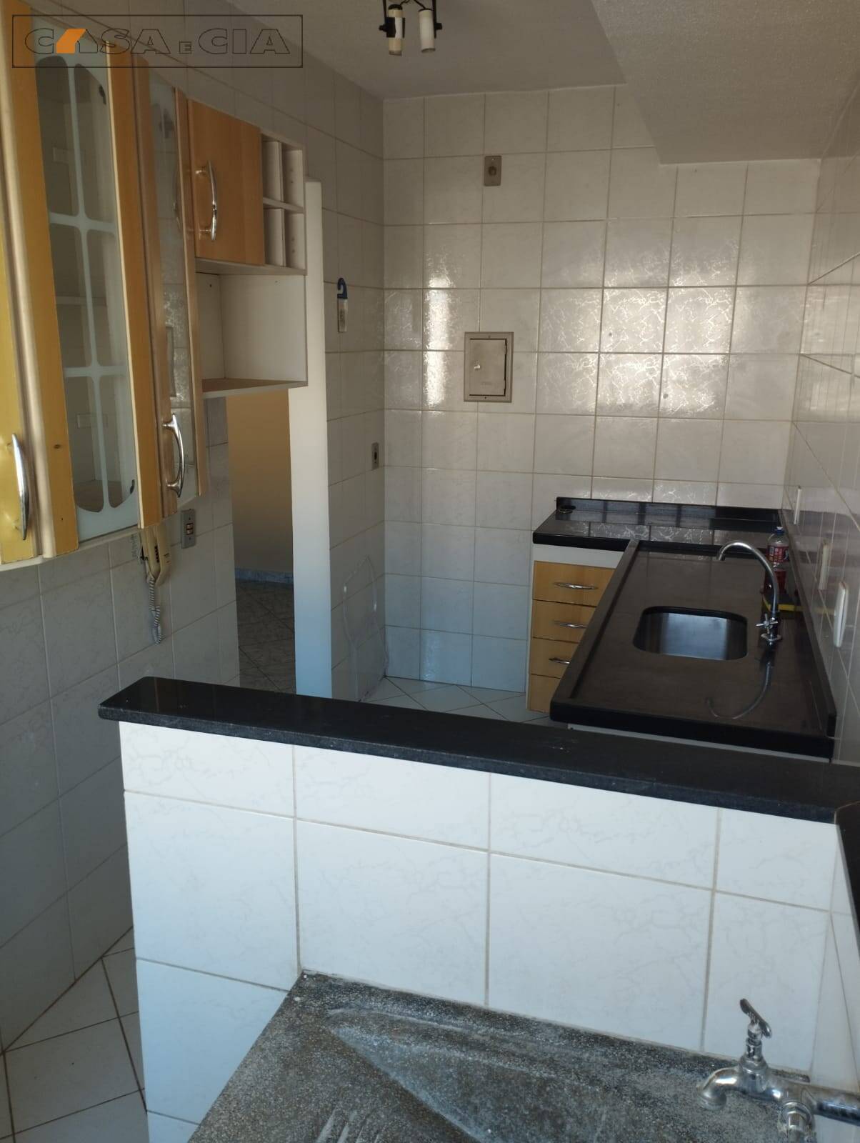 Apartamento à venda com 3 quartos, 75m² - Foto 4