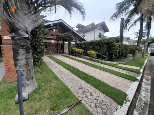 Casa de Condomínio à venda com 4 quartos, 381m² - Foto 2